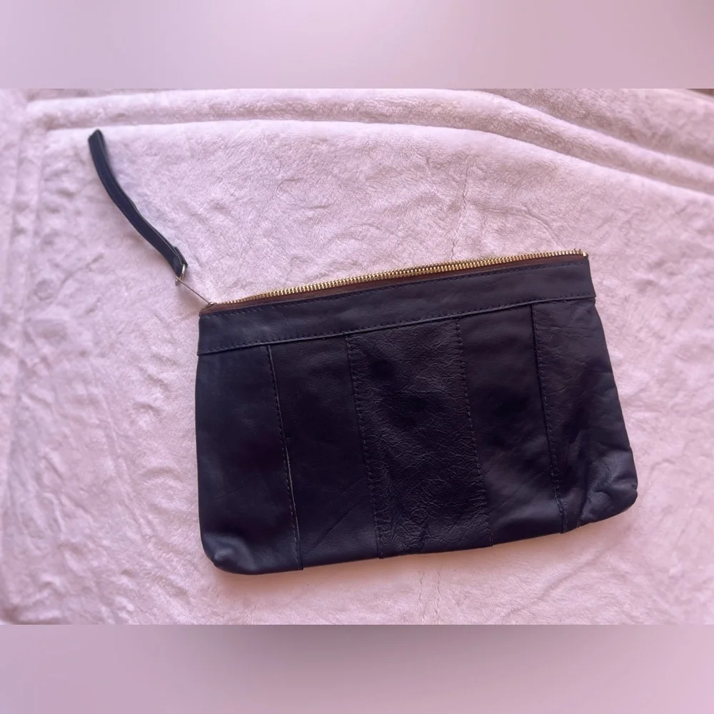 VKK dark blue black leather pouch/wristlet zipper Genuine Leather lightweight